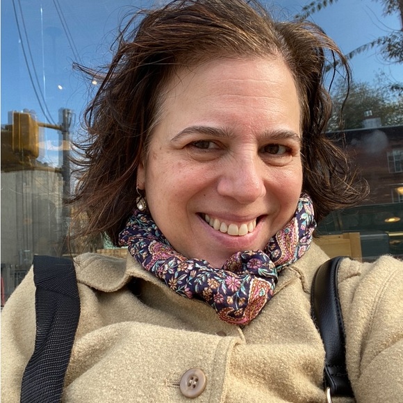 Meet your Posher, Julie - Picture 4 of 4